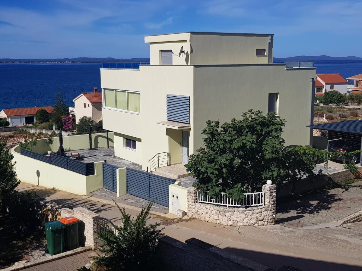 Yellow Cube Kožino Εξωτερικό φωτογραφία