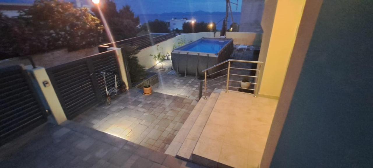 Yellow Cube Kožino Εξωτερικό φωτογραφία